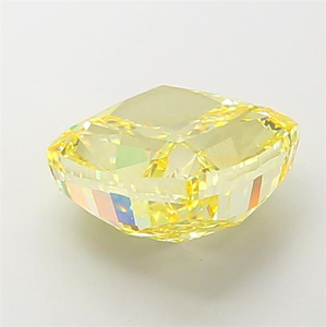 Diamant jaune taille coussin d'aspect naturel pour bijoutiers de boutique, bijoux fins exclusifs et accessoires de luxe - Product Image 4