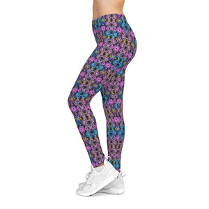 Pantalones de yoga elásticos de cintura alta con cordón, efecto piel desnuda, bolsillos y estampado paisley, para gimnasio, fitness y levantamiento de glúteos. - Product Image 3