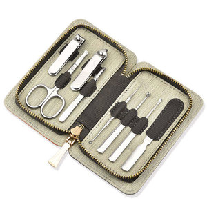 Lujoso Set de Cuidado de Uñas de Acero Inoxidable para Manicura y Pedicura con Herramientas Profesionales - Product Image 4