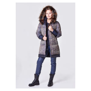 Chaquetas Acolchadas de Mezclilla para Mujer con Relleno de Algodón, Diseño Varsity con Capucha para Deportes al Aire Libre de Invierno, Mangas Regulares - Product Image 4