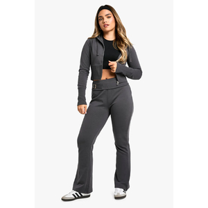 Survêtement en molleton personnalisé avec logo OEM pour femme, haute qualité, gris, avec crop top corset zippé et pantalon ajustable à cordon de serrage - Product Image 1