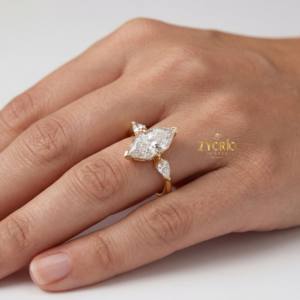 Anillo de Compromiso de Lujo con Tres Diamantes de Corte Marquise de 1.50 CT Cultivados en Laboratorio, Anillo de Boda de Oro Sólido de 18K, Regalo Romántico - Product Image 3