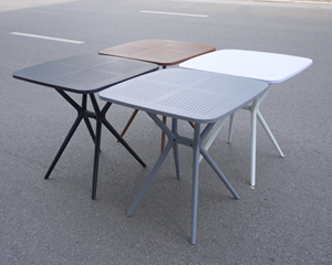 Mesa de Bistro Cuadrada Blanca de Polietileno para Exteriores con Diseño Minimalista, Duradera e Impermeable, 1 Año de Garantía - Product Image 5