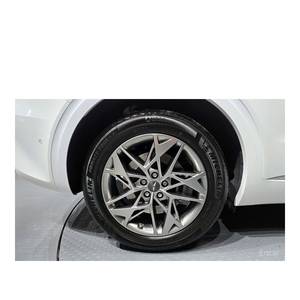 Genesis GV70 2.5T essence 2024, transmission intégrale, 20 351 km, conduite à gauche, boîte automatique, sièges en cuir, caméra de recul - Product Image 5