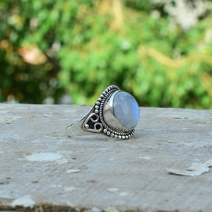 Bague en pierre de lune, argent sterling 925, faite à la main, bijou pour elle - Product Image 2