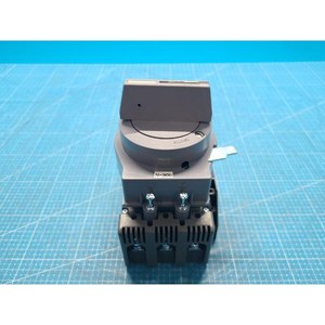 Interruptor Automático de Caja Moldeada LS ELECTRIC ABN103C 100AF 3P ABN103c-3P-100A + N-30b Usado Como Equipo Semiconductores Legacy - Product Image 5
