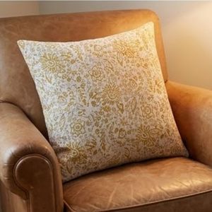 Coussin carré en coton brodé floral, style bohème, housse amovible et lavable, best-seller, en vente - Product Image 6