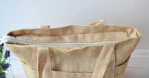 Sac messager en jute imprimé sur mesure, sac bandoulière écologique avec grande capacité de rangement pour une utilisation promotionnelle - Product Image 5