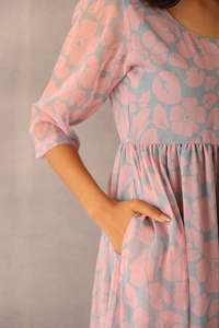 Robe midi en mousseline à imprimé floral, col en V, manches volantées, coupe trapèze ample, style bohème décontracté pour femme, pièce élégante pour l'été - Product Image 3
