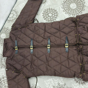 Gambesón Medieval Artesanal Más Vendido, Chaqueta Acolchada Gruesa Tipo Aketon, Disfraz para Reenactment, Suministros de Fábrica - Product Image 5