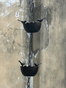 Chaînes de pluie en aluminium de haute qualité, design lotus, faites à la main, revêtement poudré, pour gouttières, décoration extérieure de jardin et de toit - Product Image 2