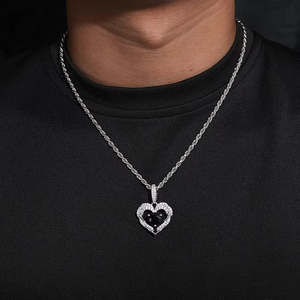 จี้รูปหัวใจประดับเพชรโมอิสซาไนต์สีดำชุบทองคำขาวบนเงินแท้ 925 สร้อยคอฮิปฮอปสำหรับผู้หญิงและผู้ชาย - Product Image 5