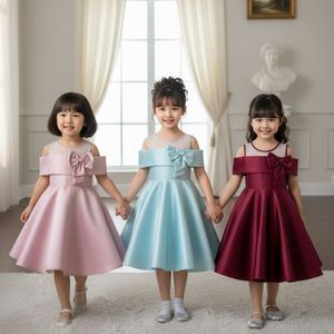 Vestido Floral de Satén AC Caroline de Diseñador para Mujer, Calidad Premium, Ecológico, Elegante, Moderno, Proveedor de Indonesia - Product Image 6
