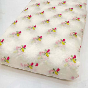 Tissu en mousseline tricoté chaîne imprimé Dobby malté 100 % polyester respirant écologique pour mariage, couleurs personnalisées - Product Image 1