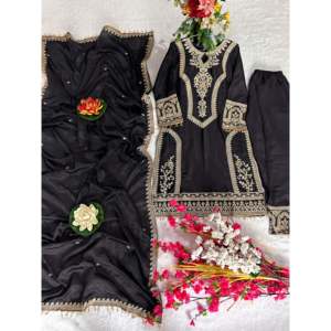 Hermoso Top-Bottom y Elegante Dupatta para Fiestas, Ropa India y Pakistaní - Product Image 2