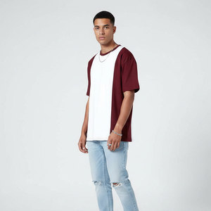 T-shirt Homme Oversize Color Block Manches Courtes Col Rond en Coton Jersey Décontracté Blanc et Bordeaux avec Bordure Contrastante - Product Image 1