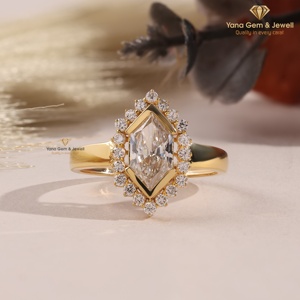 Bague en or massif 14 carats avec diamant CVD de laboratoire de 1,00 carat, taille marquise hollandaise, couleur F, clarté VS1, certifiée IGI, idéale pour les occasions spéciales - Product Image 1