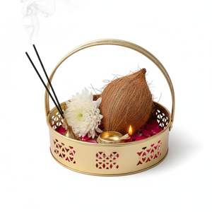 Cesta de Metal para Pooja con Asa, Dalia Dorada para Templo, Hogar, Mandir, Ofrenda Tradicional de Flores y Prasad - Product Image 5