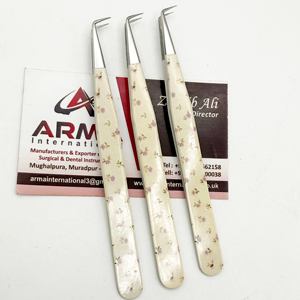 Pinzas Profesionales para Extensión de Pestañas con Aislamiento de 90 Grados, para Crear Pestañas Excelentes, Sostenibles, Personalizadas con Logotipo Impreso en Papel - Product Image 5