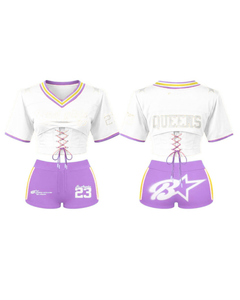 Conjunto de 2 piezas de pantalones cortos personalizados para mujer, top con cuello en V y cordones, conjunto de pantalones cortos con estampado de letras personalizado, ropa deportiva transpirable para primavera/verano - Product Image 1