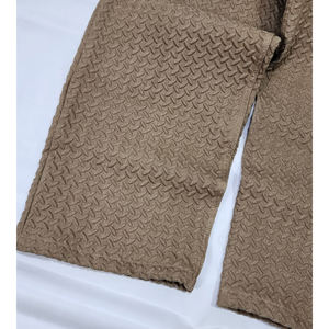 กางเกงยีนส์เดนิมแบบ Selvedge พร้อมลายปั๊มนูนแบบเรียบ น้ำหนักปานกลาง ระบายอากาศได้ดี สไตล์วินเทจ ผลิตตามสั่ง OEM - Product Image 5