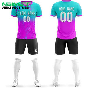 Ensemble d'uniformes de football respirants pour hommes, kit de football personnalisé sublimé, maillot de football à manches courtes à séchage rapide - Product Image 1