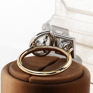 Bague de fiançailles et de mariage éternelle Toi et Moi en or massif 14k/18k avec diamant de laboratoire taille princesse en poire Halo de 1 carat, certifiée IGI - Product Image 4