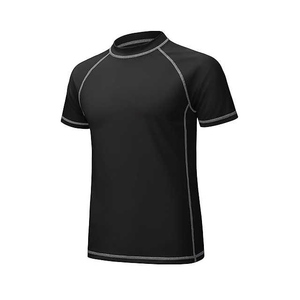 Wholesale Customized Hot Sale Short Sleeve Rash Guard For Men With Breathable Lightweight Fabric And Sun Protection Rash Guard - Product Image 4