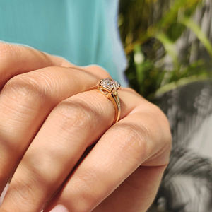 Anillo de Compromiso Eterna con Corte Cojín de 1.00-5.00 Quilates, Cultivado en Laboratorio y Certificado por IGI, para Mujer, en Oro 10K/14K/18K /PT950 /S925 - Product Image 4