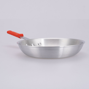 Sartén clásica de acero inoxidable, ideal para chefs caseros que buscan utensilios de cocina confiables. - Product Image 6