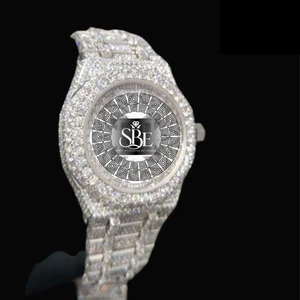 Reloj de Lujo de Primera Calidad con Diamantes Plateados, Reloj de Pulsera de Cuarzo de Acero Inoxidable con Cristales, Disponible para Exportación - Product Image 2