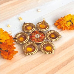 Cuenco Urli Tradicional de Latón con 9 Soportes para Diya, Decoración para Diwali, Centro de Mesa con Florero Flotante para Hogar, Hotel, Boda - Product Image 3