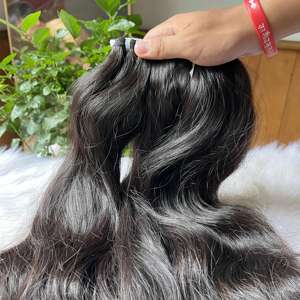 Paquets de vagues naturelles sans enchevêtrement non chimiques non traités 100% extensions de cheveux humains vierges bruts - Product Image 2