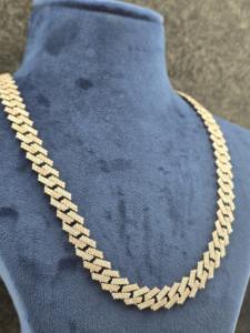 Envío Inmediato: Cadena Cubana de Plata S925 con Baño de Rodio y Moissanita, Regalo para Hombres, Mujeres y Unisex - Product Image 2