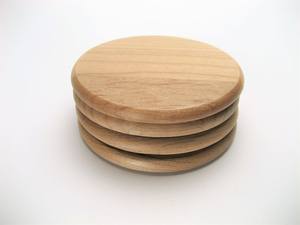Posavasos Cuadrados de Madera en Nogal Intenso, un Toque Clásico para Hogares Modernos - Product Image 3