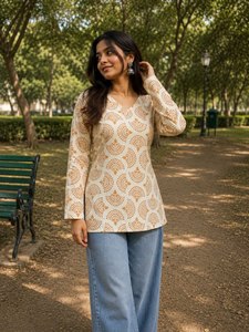 <b>Indian</b> Casual and Daily Wear Pure Cotton Short Kurtis and Tunic <b>Top</b> for Women Low Price and Best Quality Casual Wear <b>Top</b> - Product Image 3