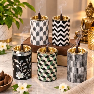 Quemador de Incienso Metálico Decorativo de Lujo MH Sons - Ecológico y Duradero para el Hogar, Oficina, Spa, Salas de Oración, Fragancia de Incienso Indio - Product Image 1