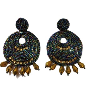 Boucles d'oreilles de style indien de forme ronde de couleur noire pour les fêtes de mariage fabriquées aux prix d'usine par le fabricant indien - Product Image 1