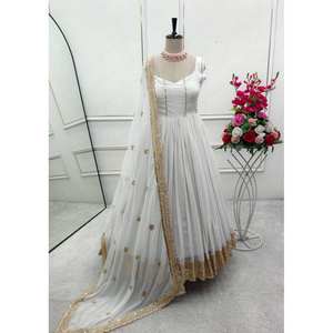 Elegante Vestido de Noche con Bordado Intrincado de Pent y Dupatta con Lentejuelas - Product Image 3