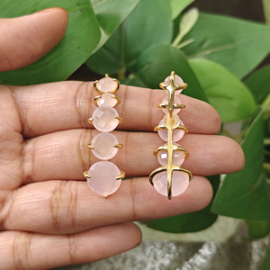 ต่างหูแบบติดหูประดับพลอยคาลซิโดนีสีดำและทองเหลืองชุบทอง 18K สไตล์โรแมนติก สำหรับผู้หญิง แฟชั่นเครื่องประดับ ของขวัญวันเกิด - Product Image 3