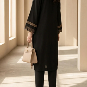 Robe d'été pour femmes, style pakistanais, en nylon et viscose, à motifs floraux, respirante et douce pour la peau, pour un usage quotidien, vente en gros de vêtements Salwar Kameez - Product Image 5