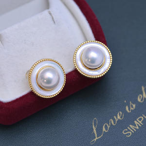 Boucles d'oreilles en argent S925 avec nœud rond blanc de 9 à 10 mm de Zhuji Danshui, bijoux en perles à forte luminosité et défauts mineurs - Product Image 2