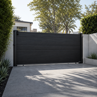 Portail coulissant horizontal moderne en fer noir à lattes pour allée, clôture d'intimité pour entrée de villa, sécurité résidentielle et chantier de construction