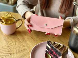 Handmade Genuine Leather Luxury Lightweight Bill Holder & <b>Folder</b> with Customizable Options LBH-0229 - Product Image 4