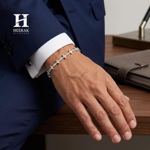 Bracelet tennis de luxe en or blanc 14 carats, motif étoile, avec maillons diamantés en étoile à quatre branches entièrement pavés, chaîne de mariée élégante - Product Image 2