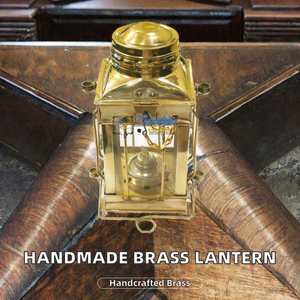 Lámpara Coleccionable Náutica de Latón Pulido Hecha a Mano para Decoración del Hogar Furbish con Iluminación, 1 Color, Tema Marino, Navidad - Product Image 1