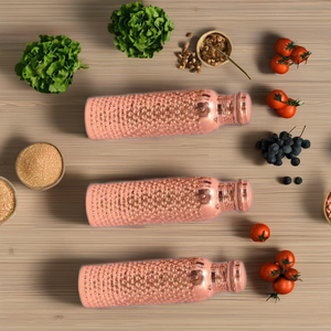 Bouteille d'eau design en cuivre pur 100% (capacité 500ml) produit agricole indien n ° 1 meilleure qualité disponible à l'achat - Product Image 3