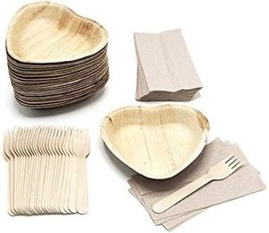 Vaisselle en forme de cœur en feuille de palmier compostable pour restaurants et cafés, assiettes de 8 pouces pour la présentation de collations et de desserts - Product Image 1