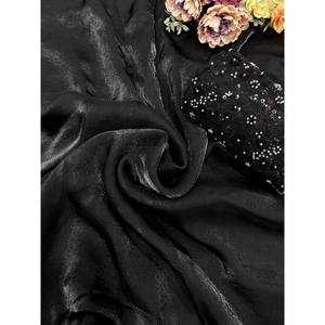 Sari de Fiesta para Mujer de Diseñador con Trabajo de Lentejuelas, Conjunto Elegante - Product Image 4