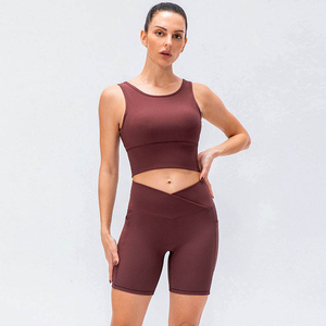Conjunto Deportivo de Top Corto y Pantalones Cortos para Mujer, Tallas Grandes, Ropa Deportiva, Conjunto de Yoga - Product Image 3